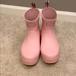 Hunter short rain boots
